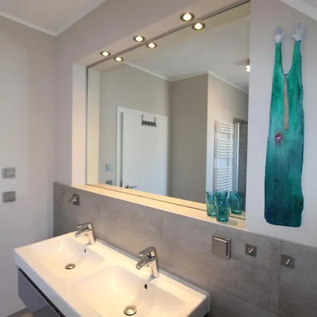 Haus Strandkieker Whg 4 * Neuhaus (Mecklenburg-Vorpommern)